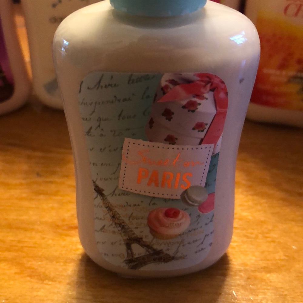 Sweet on Paris sold